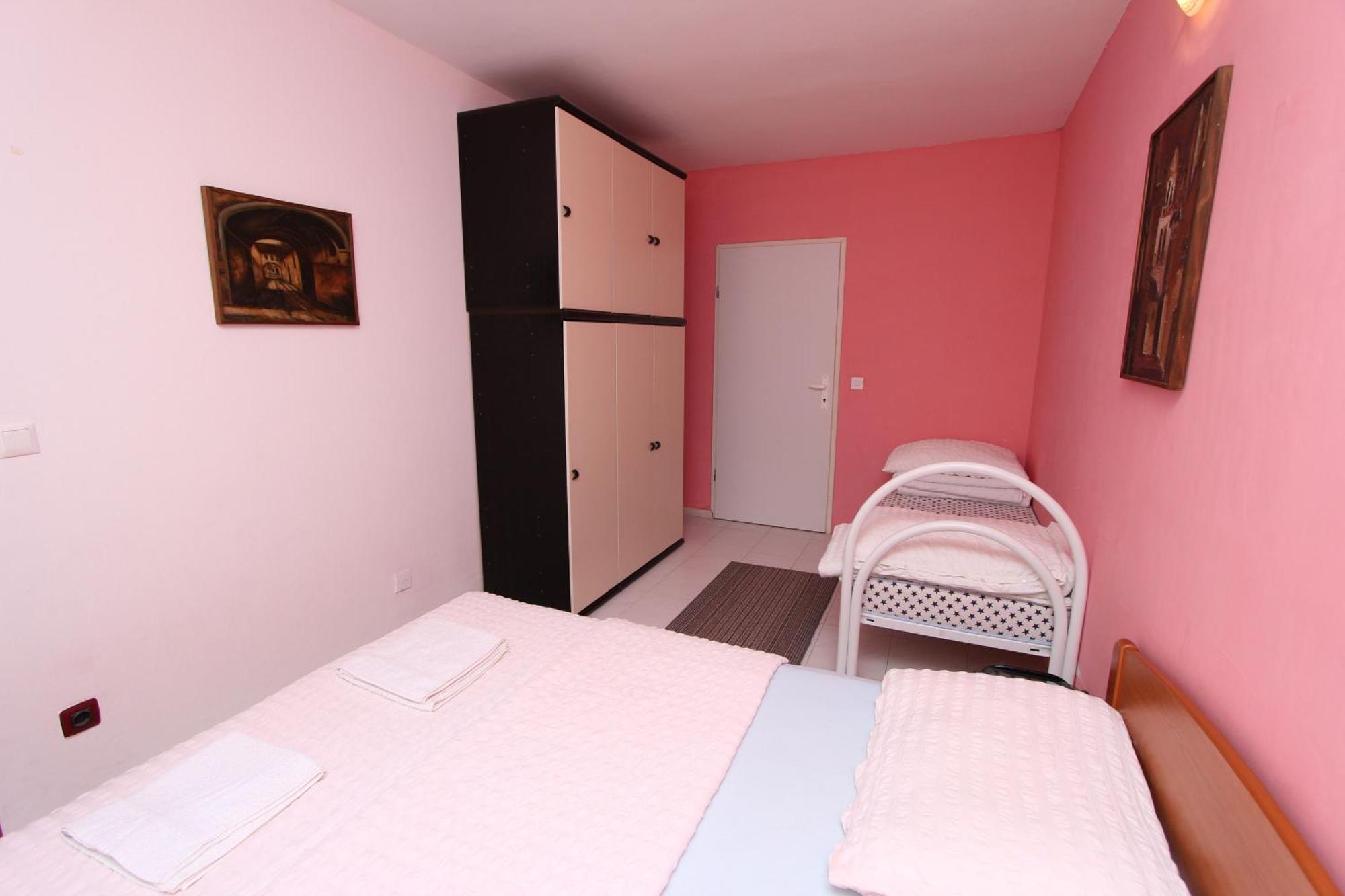 Appartement Gemuetliche Lora 2 In